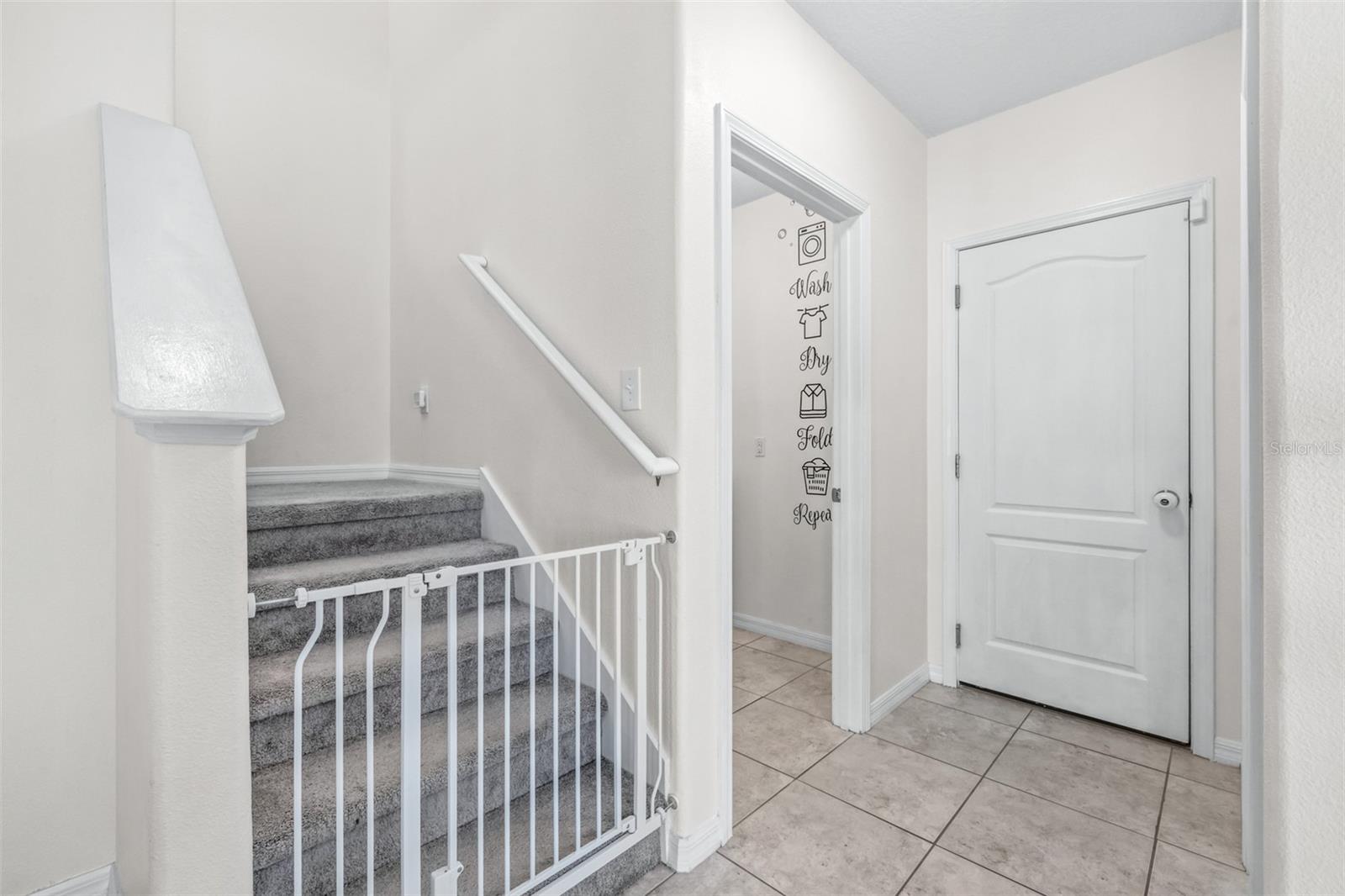 SUNSHINE VILLAGE PH 1A-1/1 - Residential