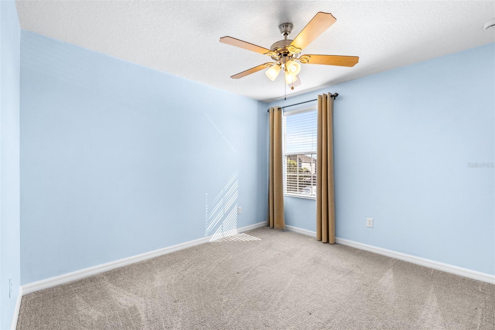 SUNSHINE VILLAGE PH 1A-1/1 - Residential