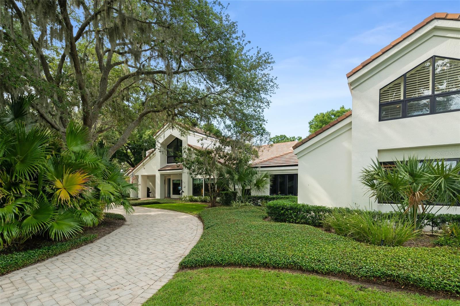 9743 CHESTNUT RIDGE DRIVE