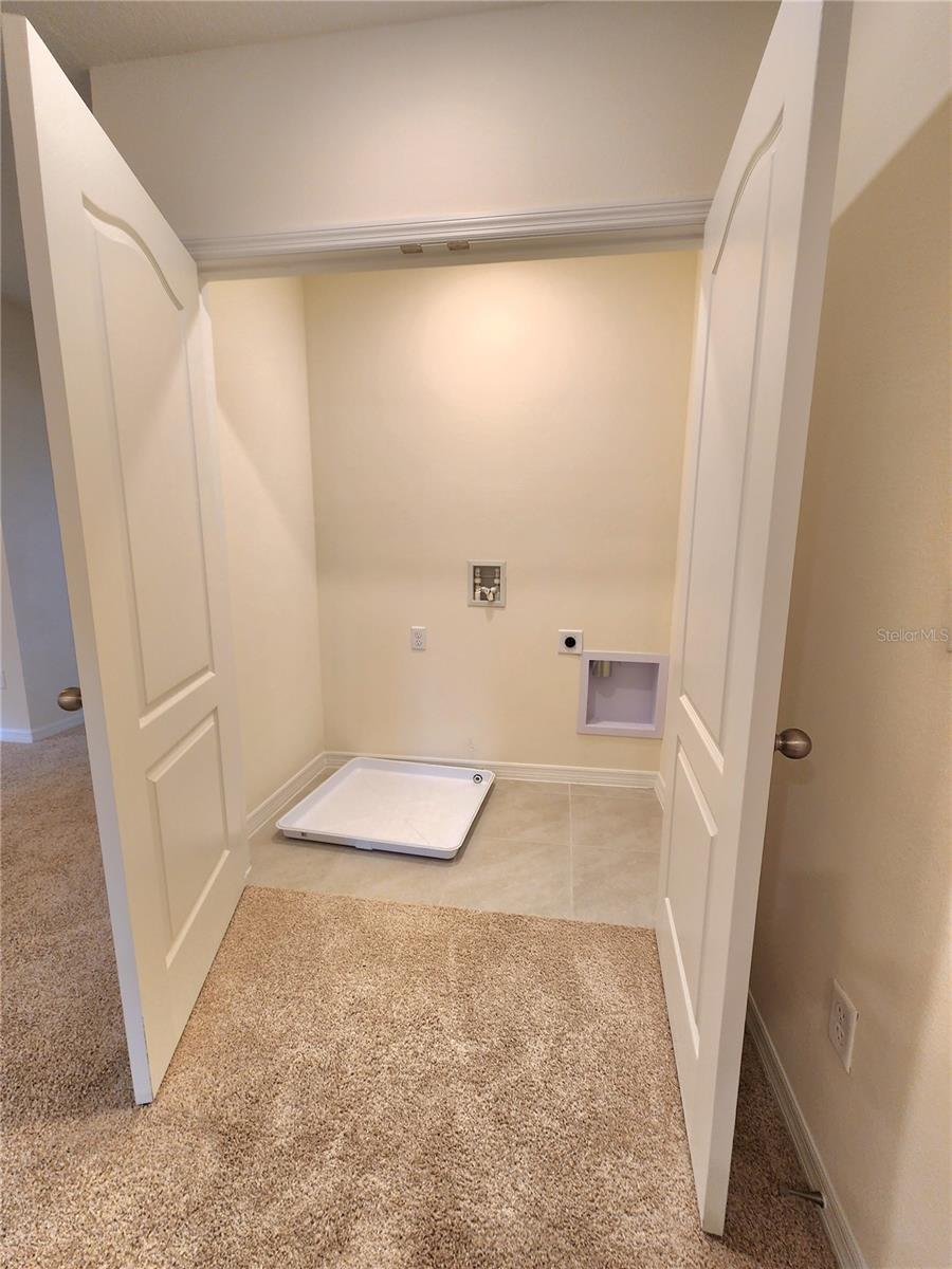 ATRIA/RIDGEWOOD LAKES - Residential