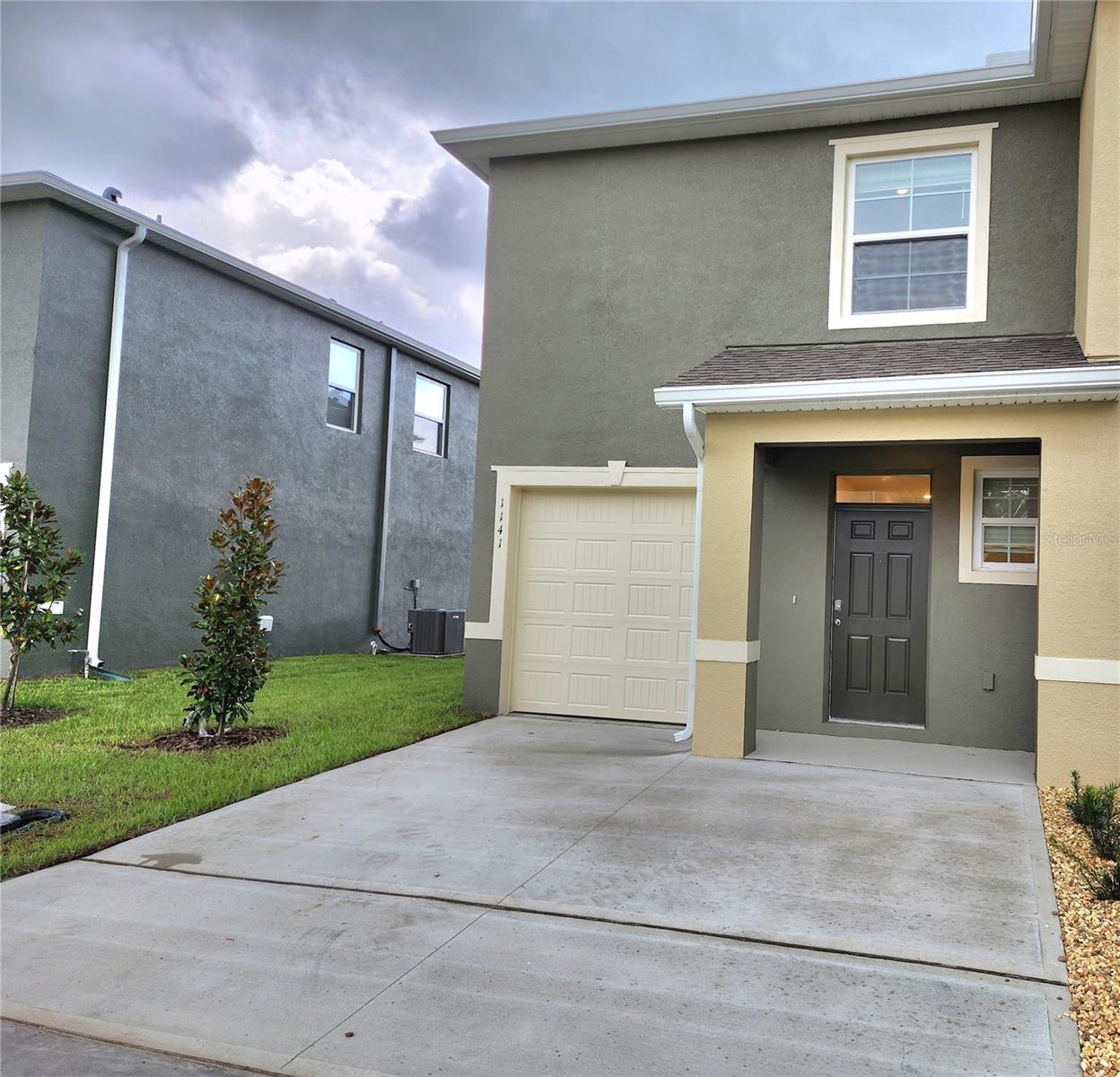 ATRIA/RIDGEWOOD LAKES - Residential