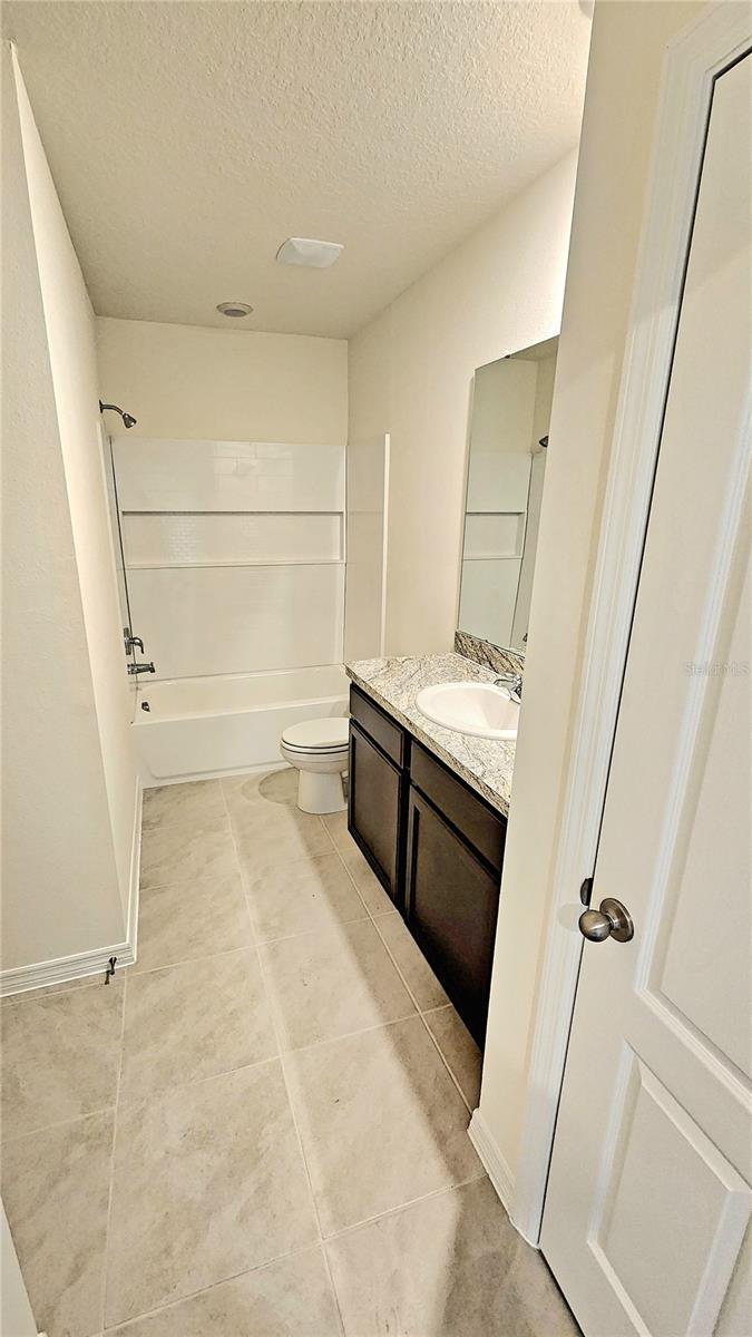 ATRIA/RIDGEWOOD LAKES - Residential