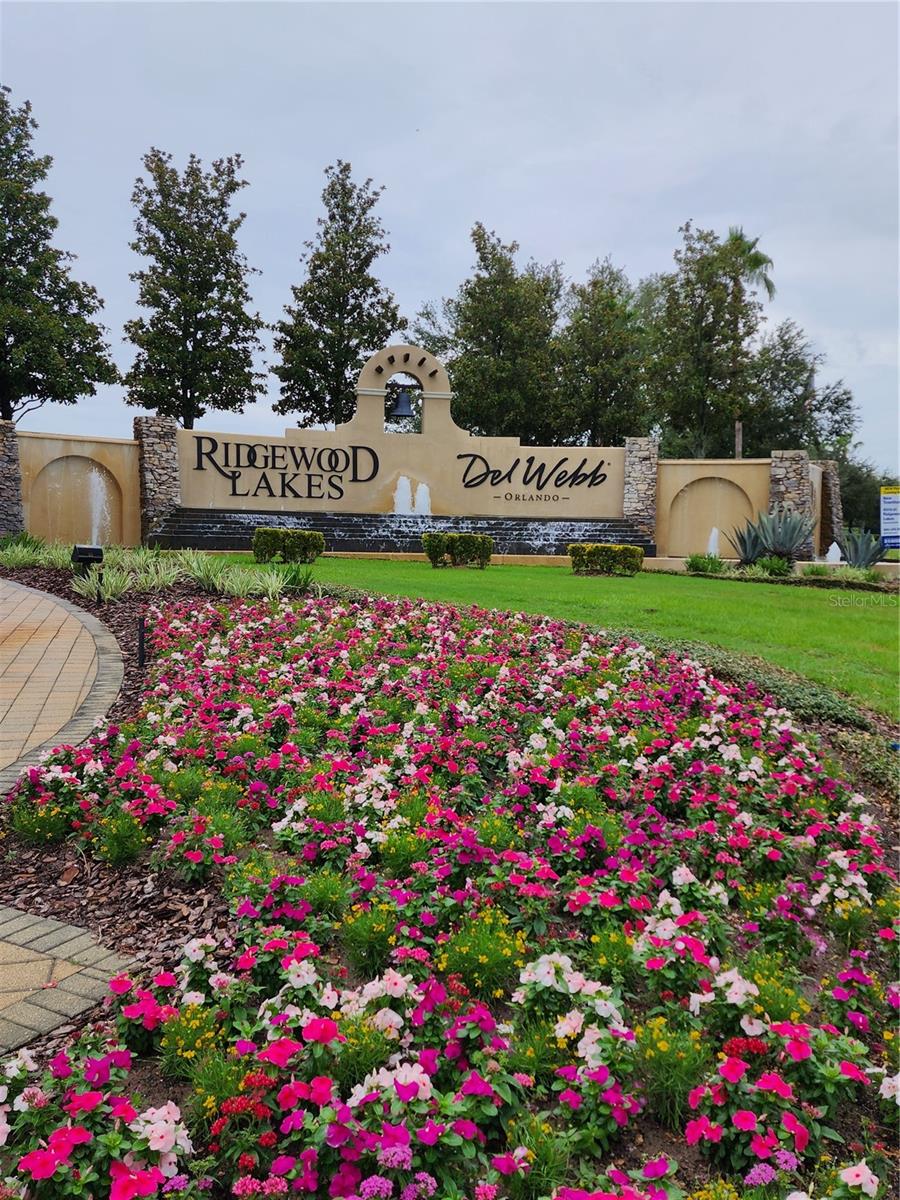 ATRIA/RIDGEWOOD LAKES - Residential