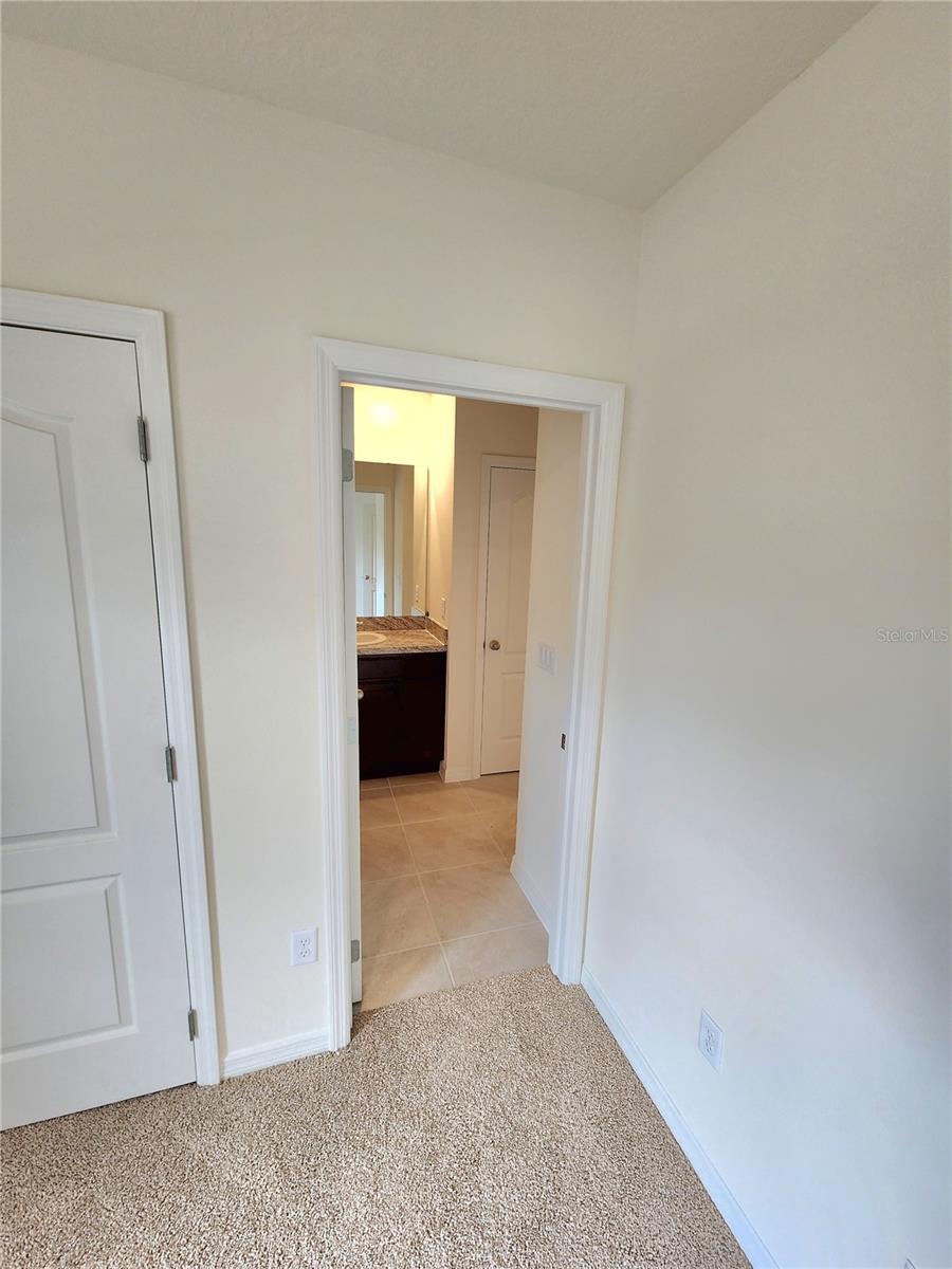 ATRIA/RIDGEWOOD LAKES - Residential