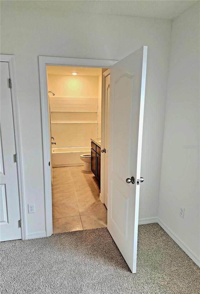 ATRIA/RIDGEWOOD LAKES - Residential