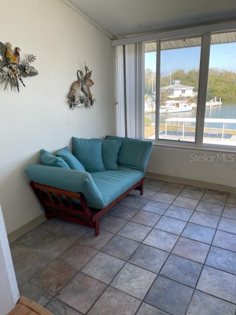 SHORE VIEW BLDG - Residential