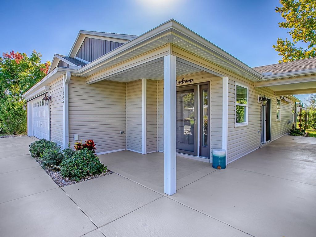 Photo of 1222 Dustin Drive, The Villages, FL 32159 (MLS # G5103674)