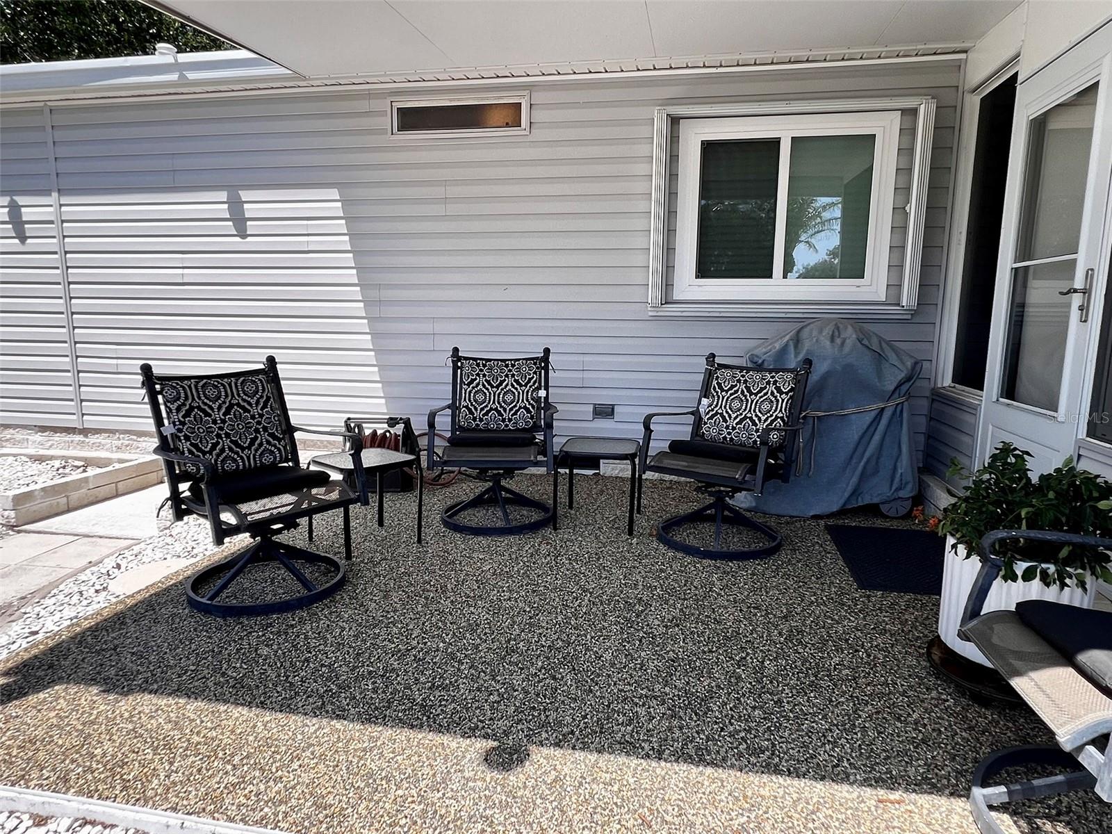 LAKEWOOD VILLAGE - Residential