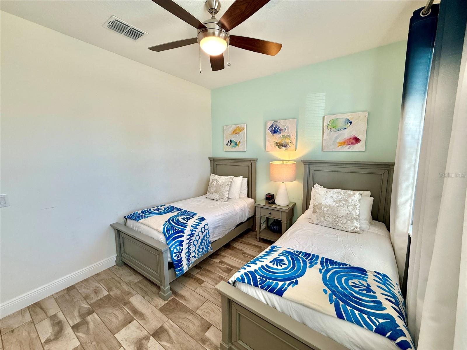 ROLLING OAKS PH 7 - Residential Lease