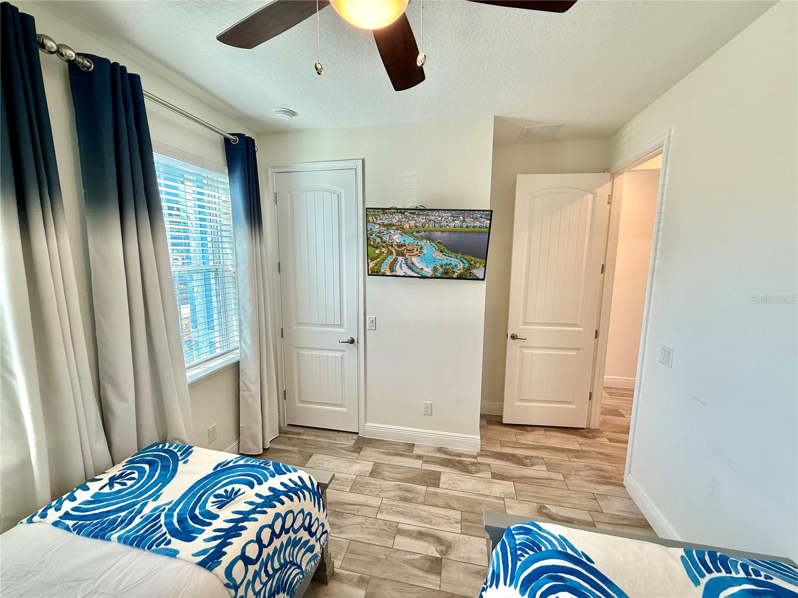 ROLLING OAKS PH 7 - Residential Lease