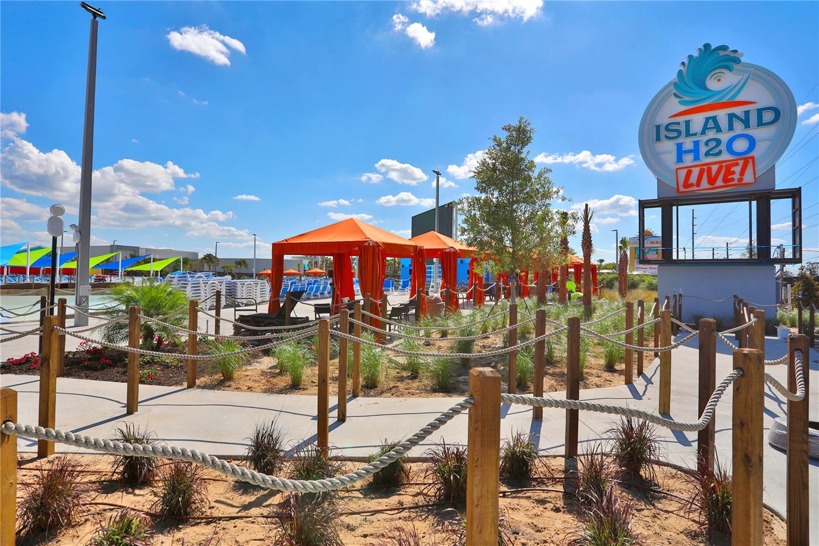 ROLLING OAKS PH 7 - Residential Lease