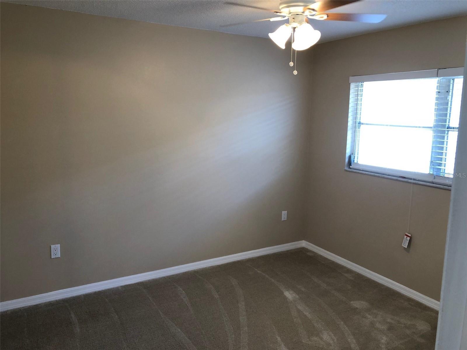 LA LINDA TERRACE - Residential Lease