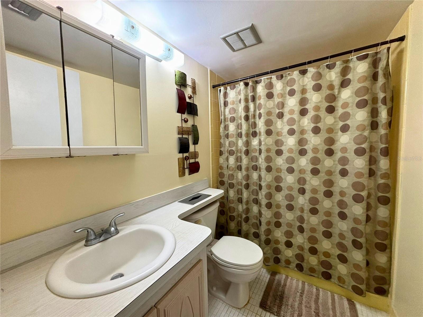 BAY MARINER THE CONDO - Residential