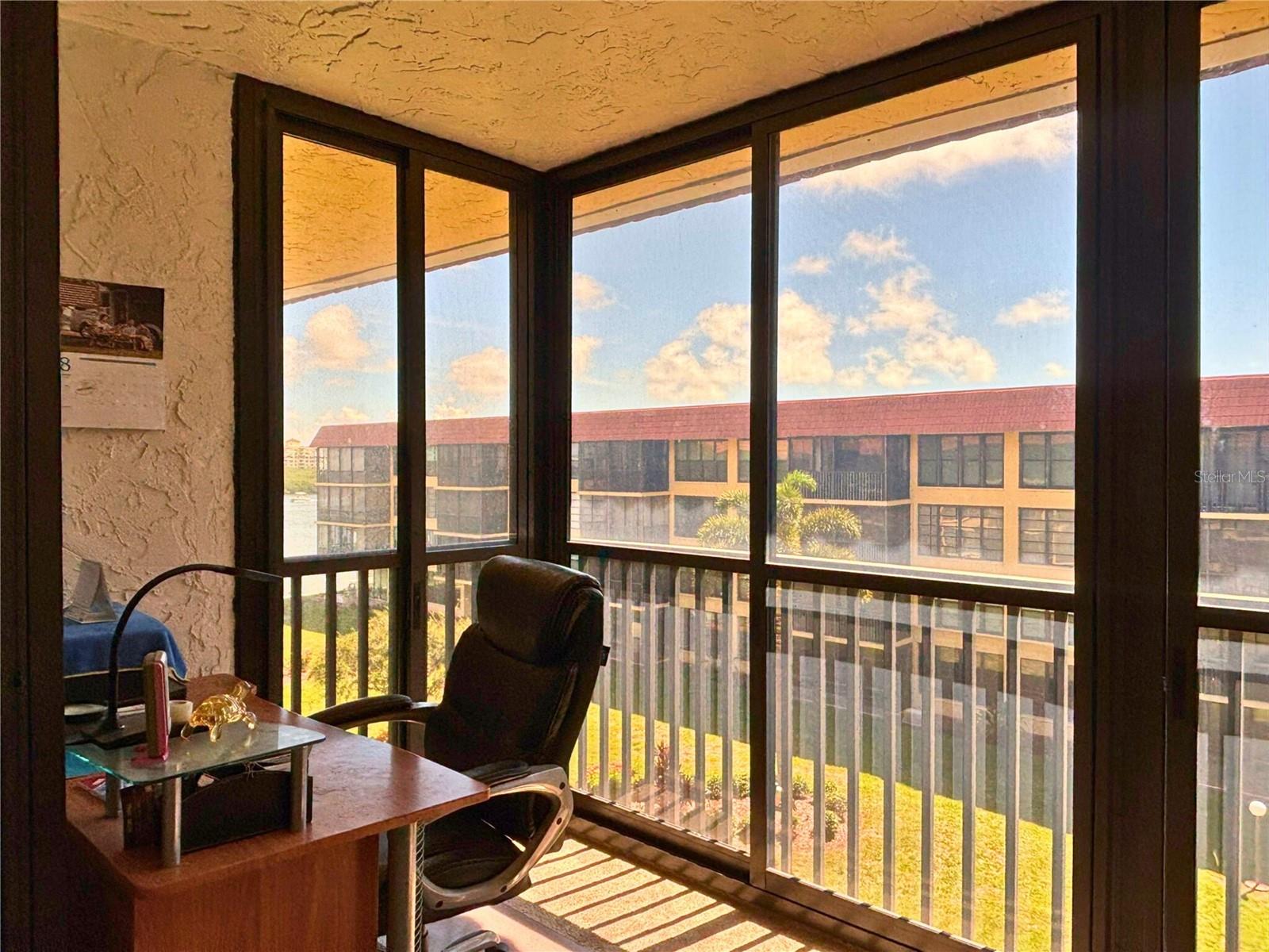 BAY MARINER THE CONDO - Residential