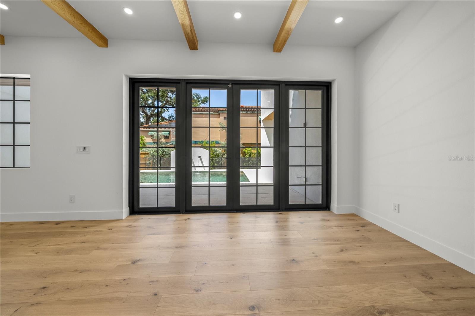 GRANADA - Residential