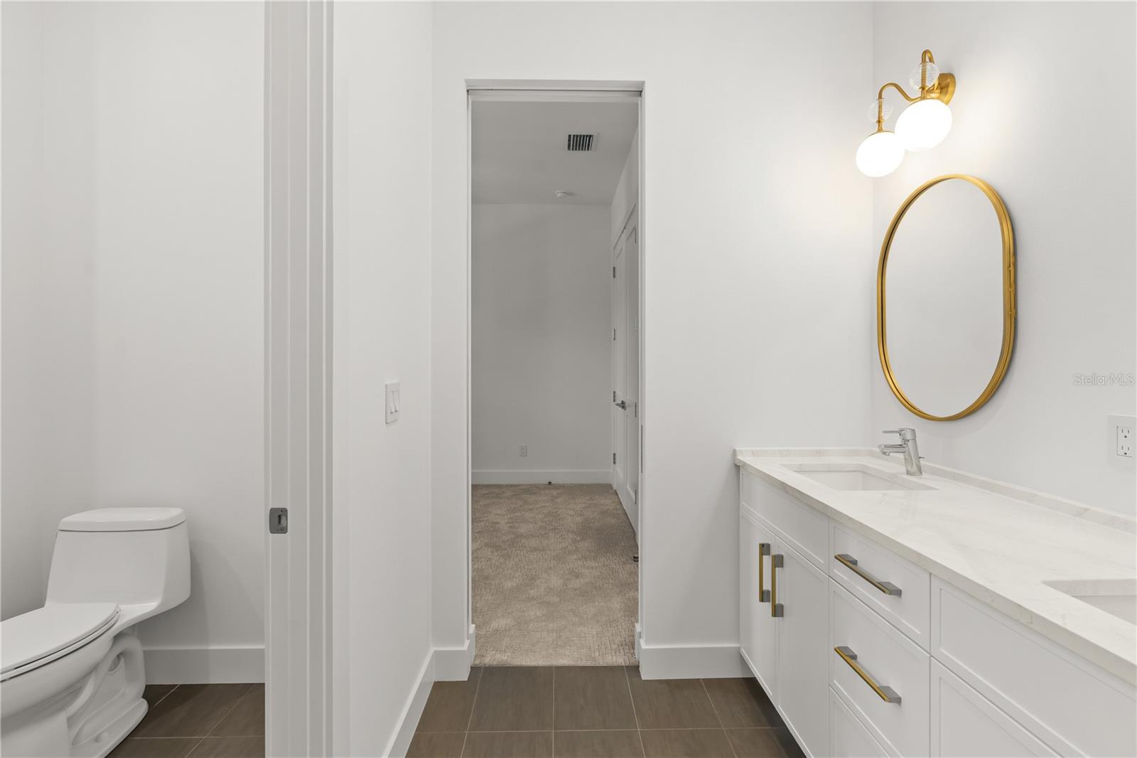 GRANADA - Residential