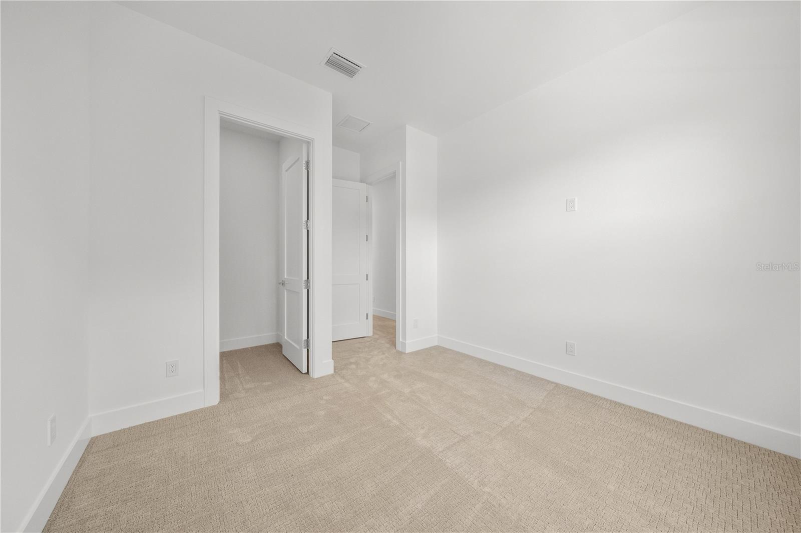 GRANADA - Residential