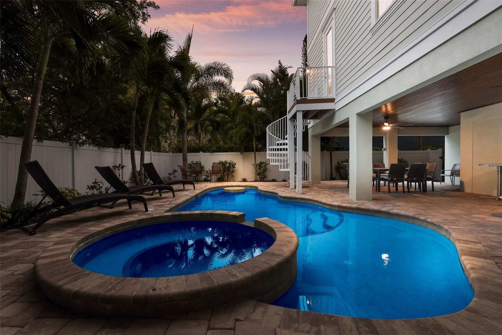 GULF VIEW SUB OF ANNA MARIA KEY - Residential