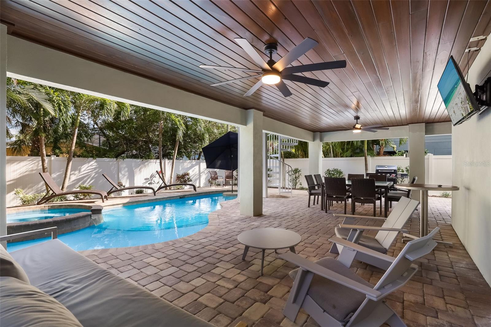 GULF VIEW SUB OF ANNA MARIA KEY - Residential