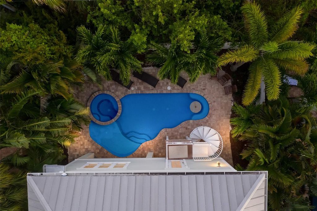 Photo of 113 Maple Avenue, Anna Maria, FL 34216 (MLS # A4649747)