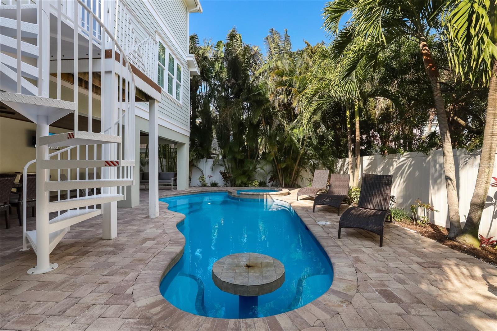 GULF VIEW SUB OF ANNA MARIA KEY - Residential