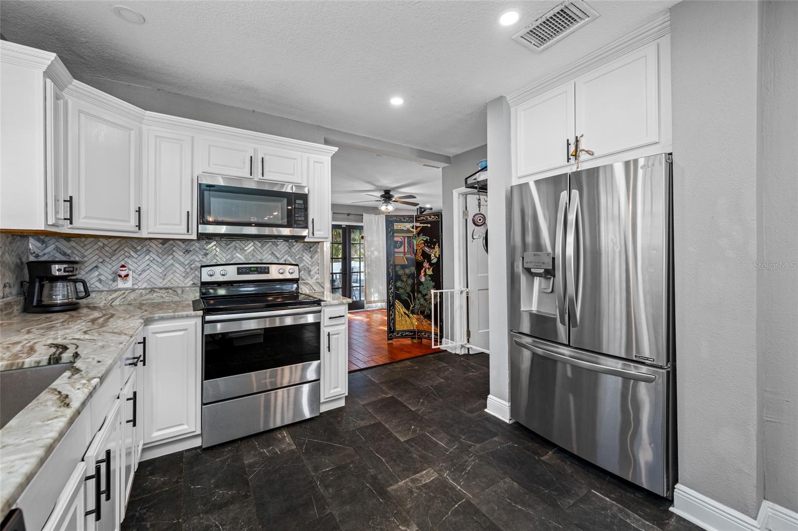 WEST SUWANEE HEIGHTS - Residential