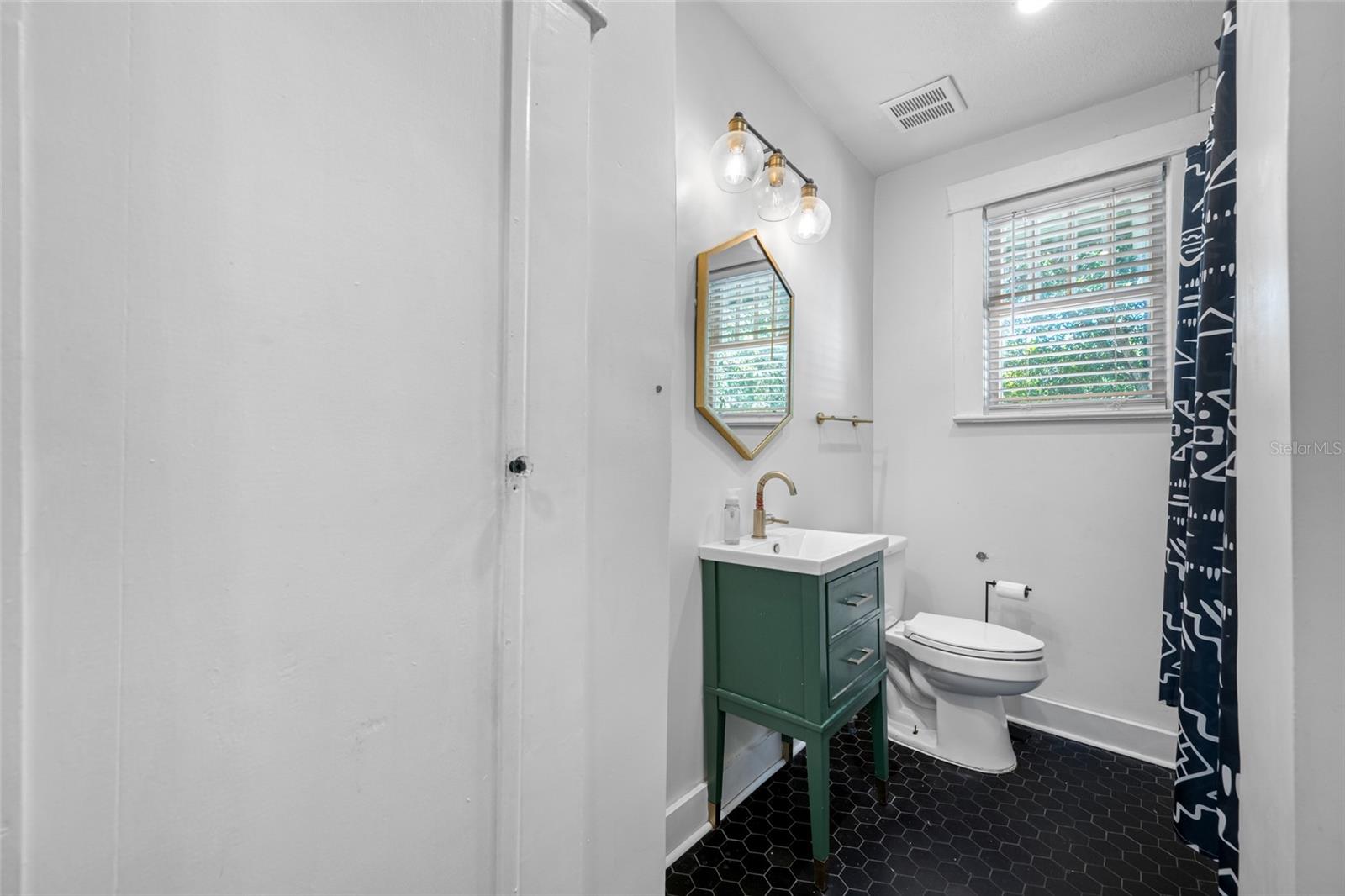 WEST SUWANEE HEIGHTS - Residential