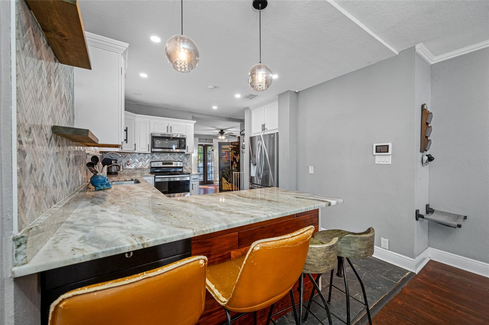 WEST SUWANEE HEIGHTS - Residential