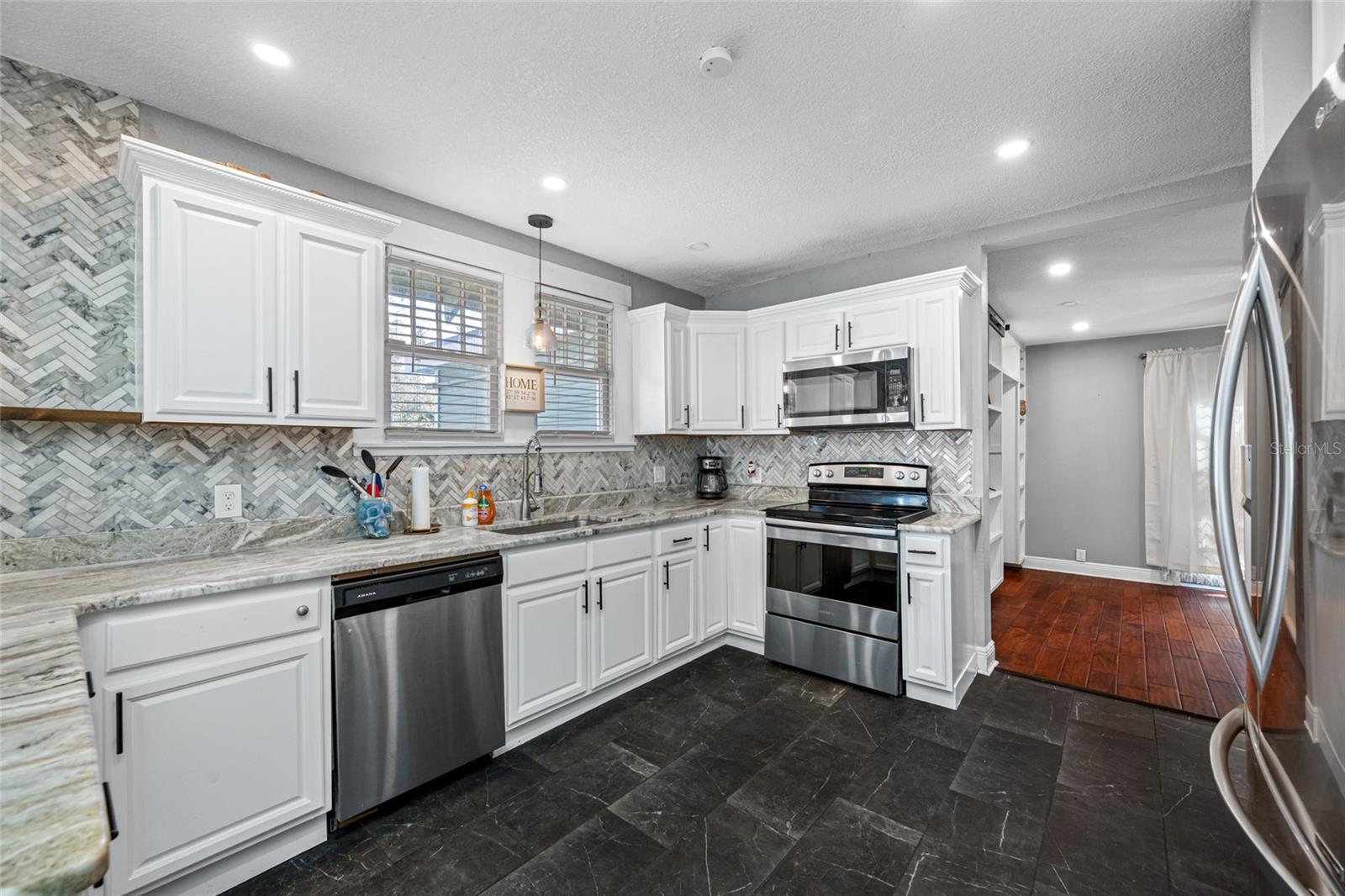 WEST SUWANEE HEIGHTS - Residential