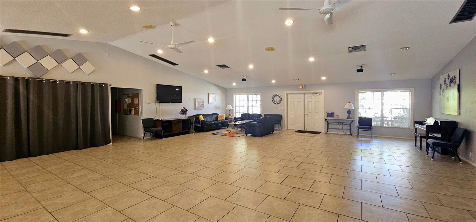 OAKHURST PH I - Residential