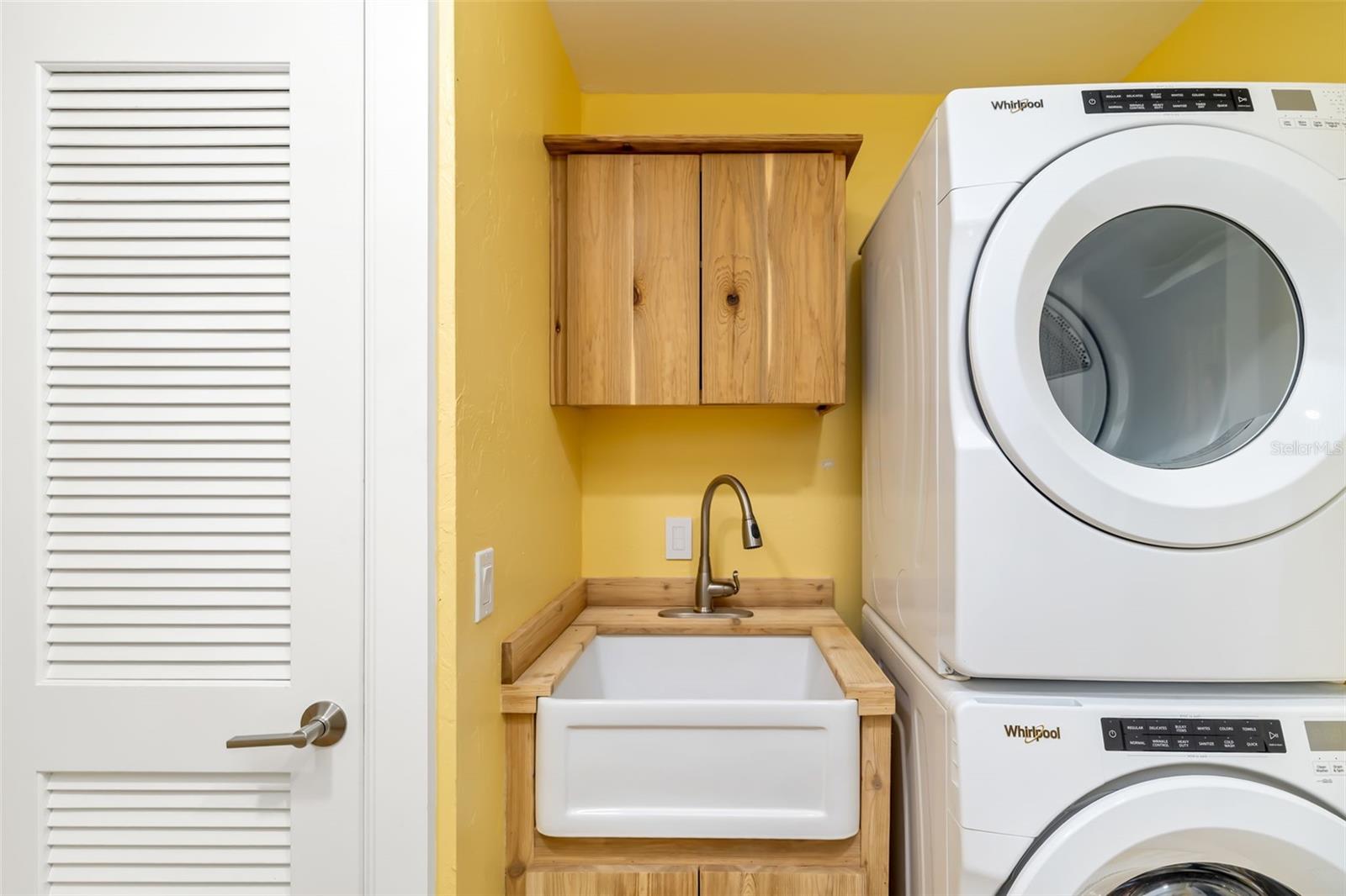 BAY ISLES - Residential