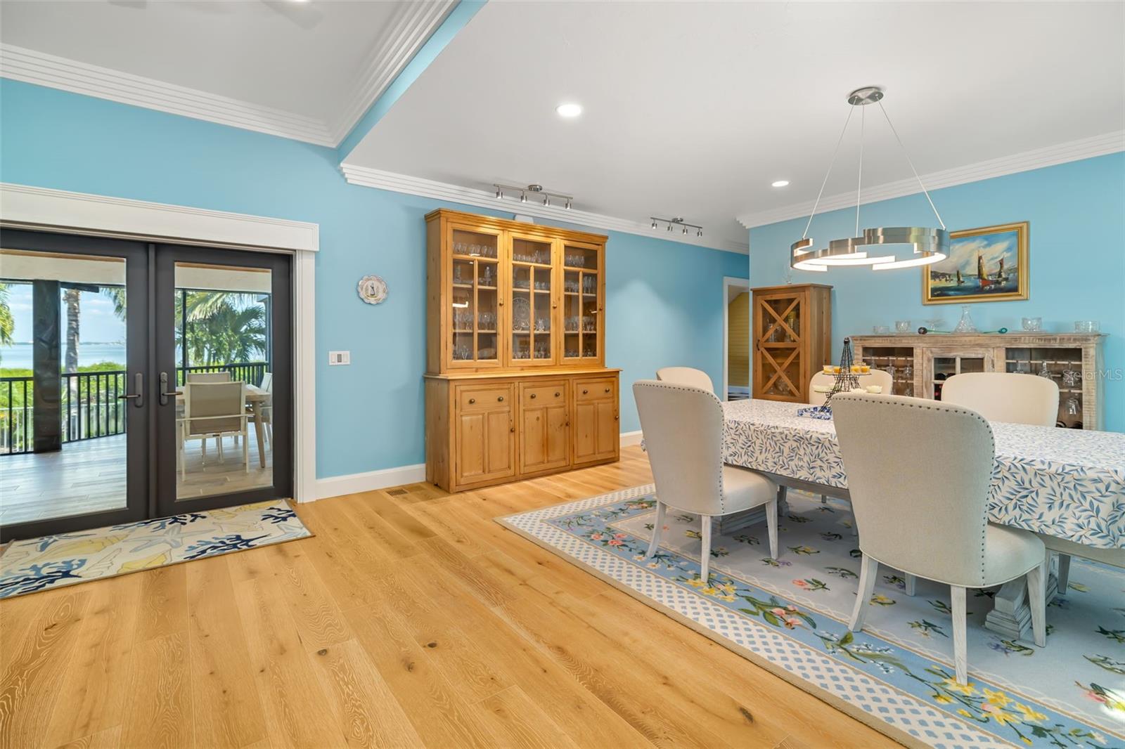 BAY ISLES - Residential