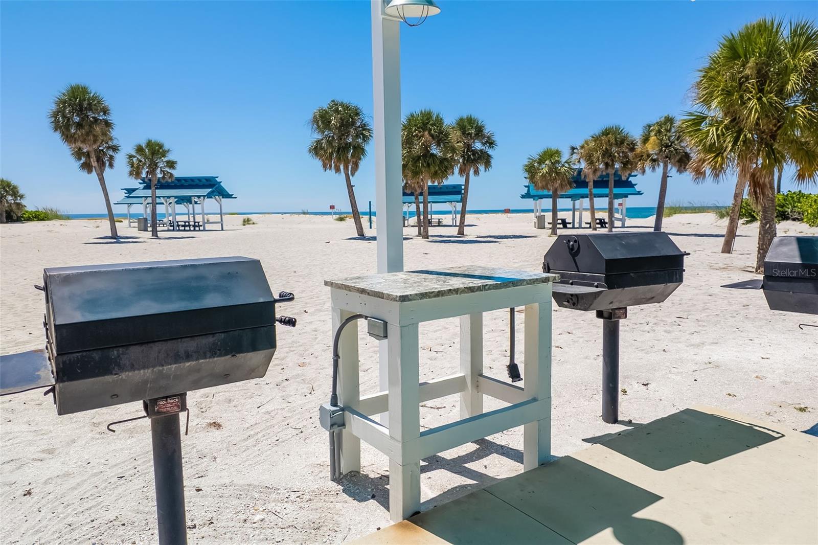 BAY ISLES - Residential