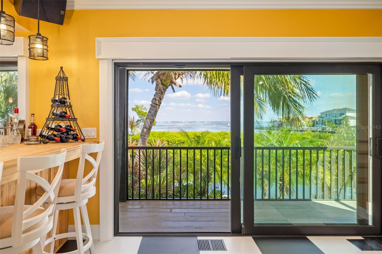 BAY ISLES - Residential