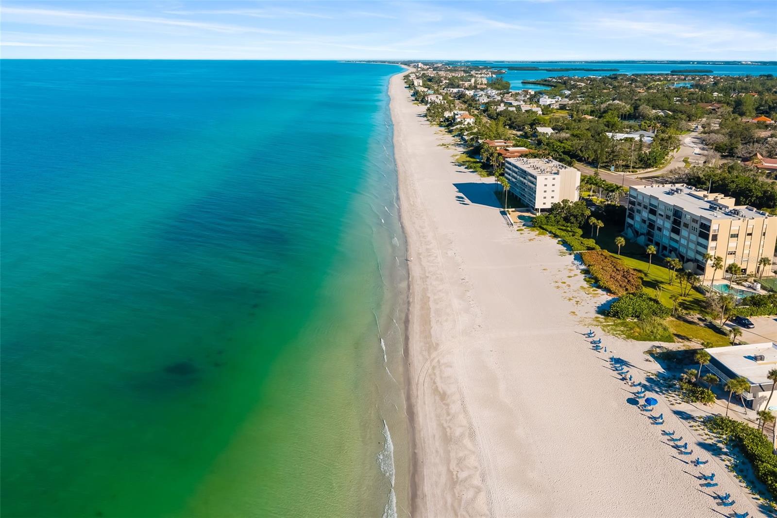 BAY ISLES - Residential