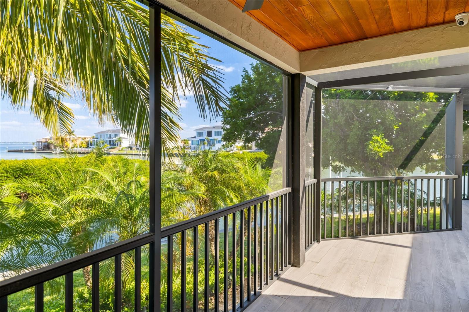 BAY ISLES - Residential