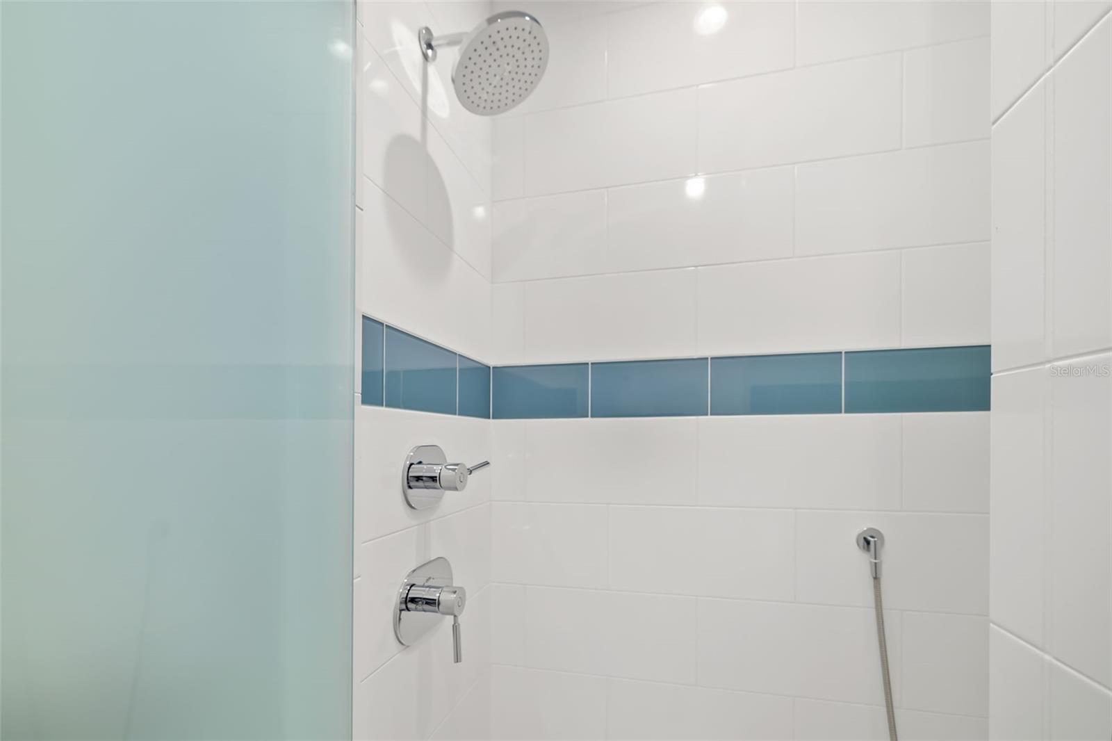 BAY ISLES - Residential