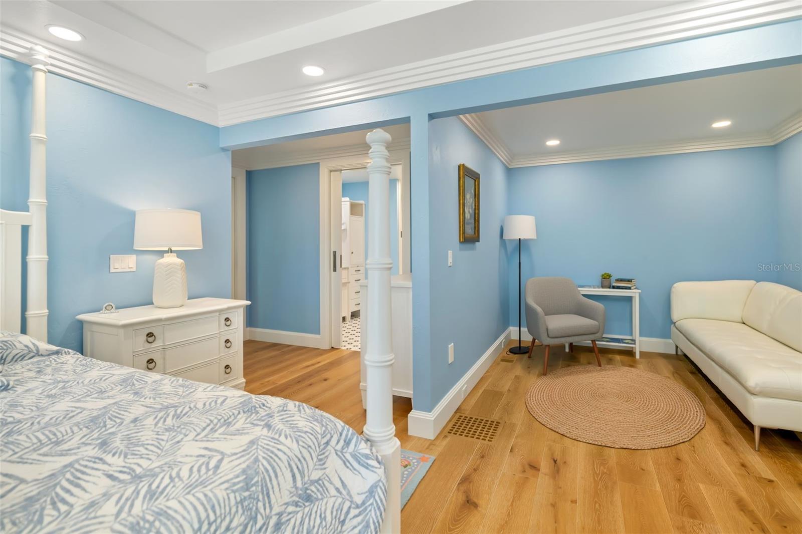 BAY ISLES - Residential