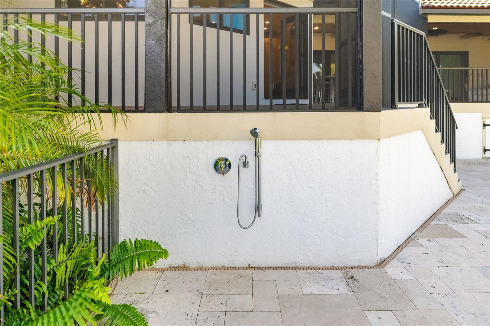 BAY ISLES - Residential