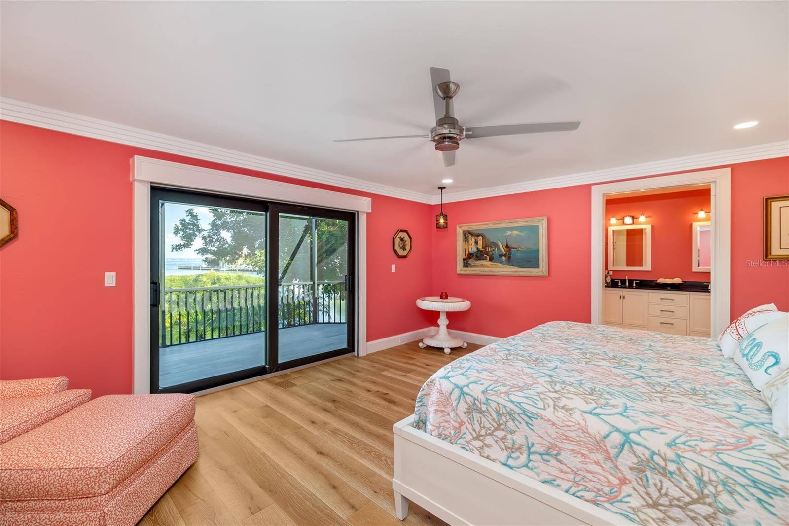 BAY ISLES - Residential