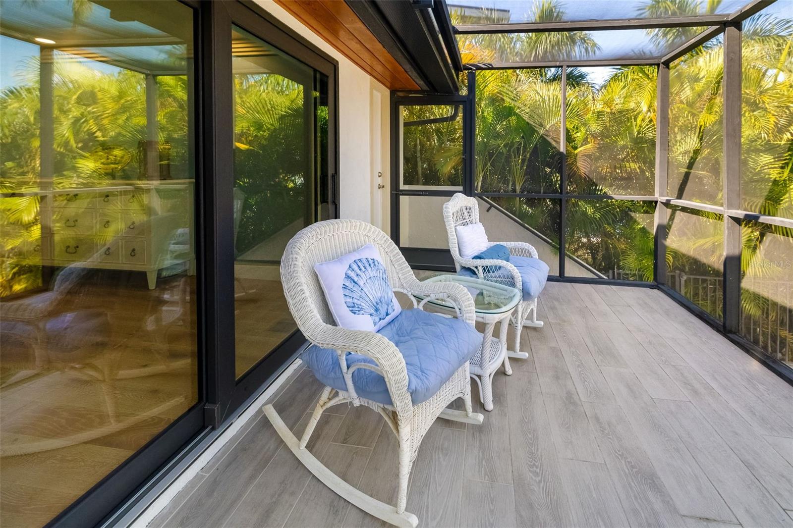 BAY ISLES - Residential