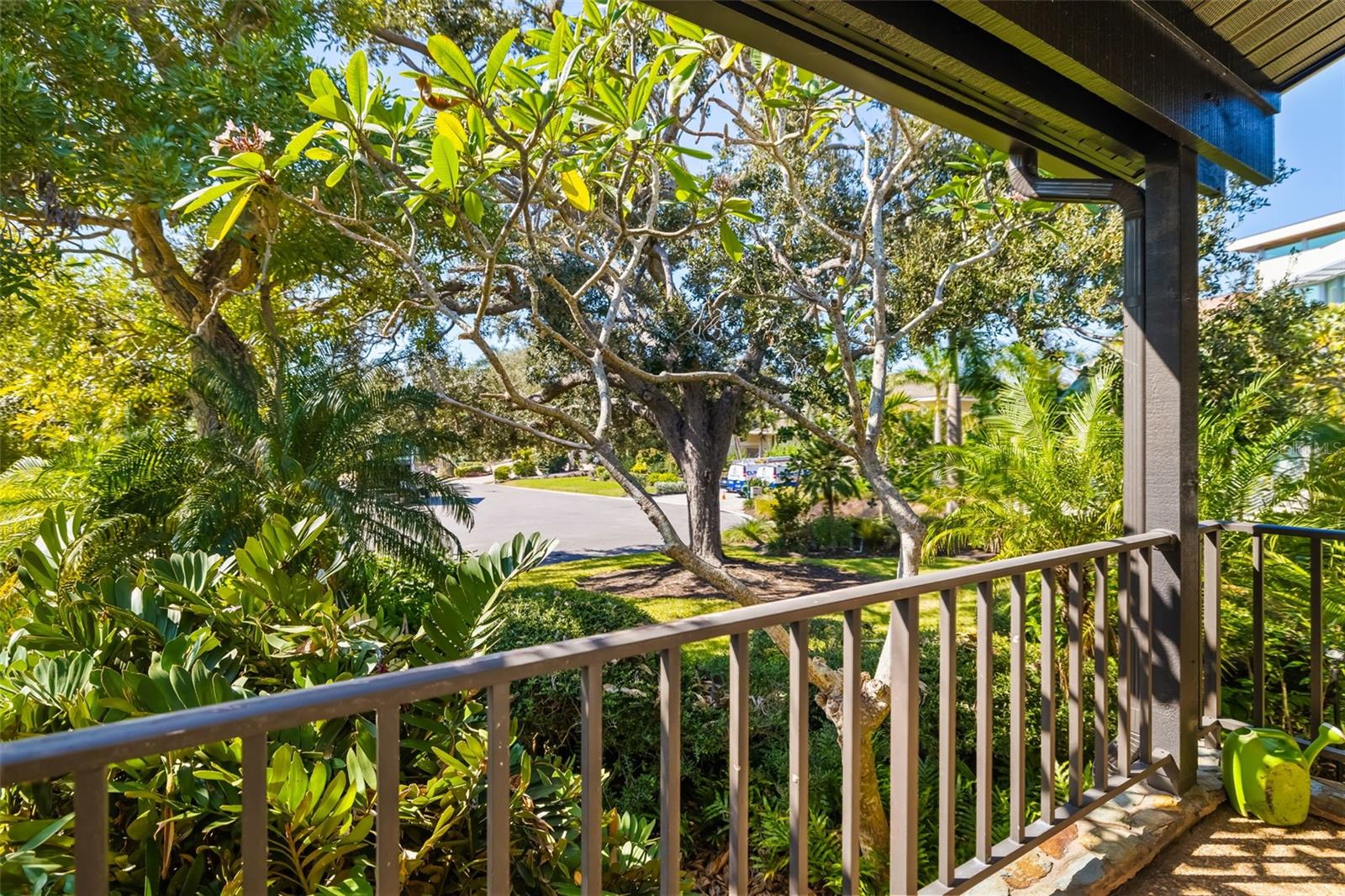 BAY ISLES - Residential