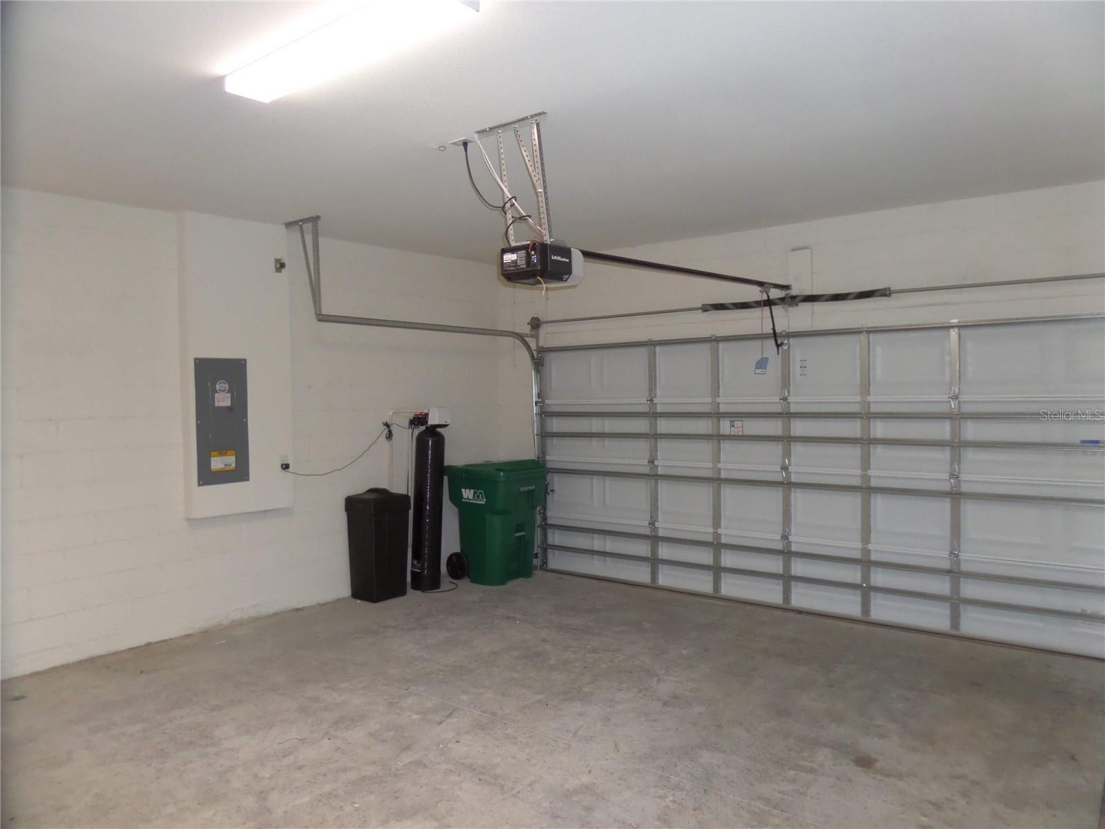 BEAUMONT PH 2 & 3 - Residential Lease