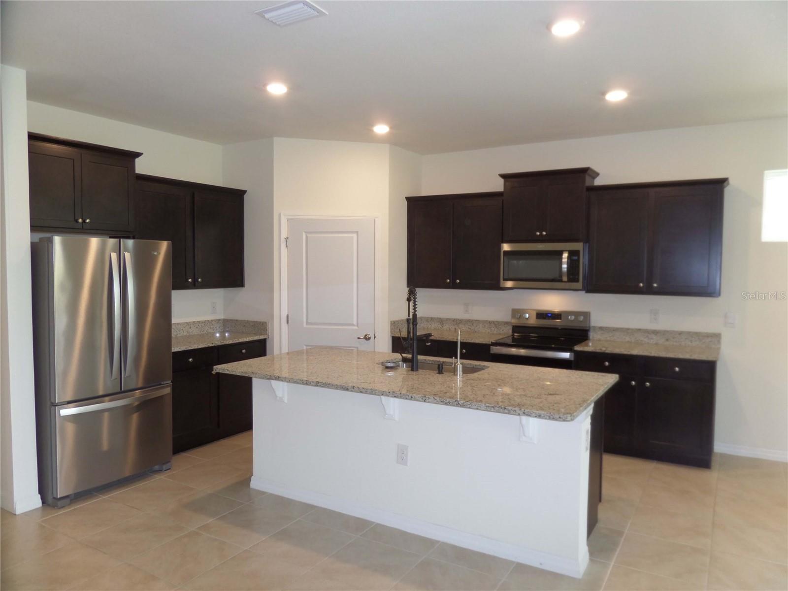 BEAUMONT PH 2 & 3 - Residential Lease