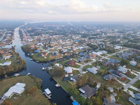 A home in PORT CHARLOTTE