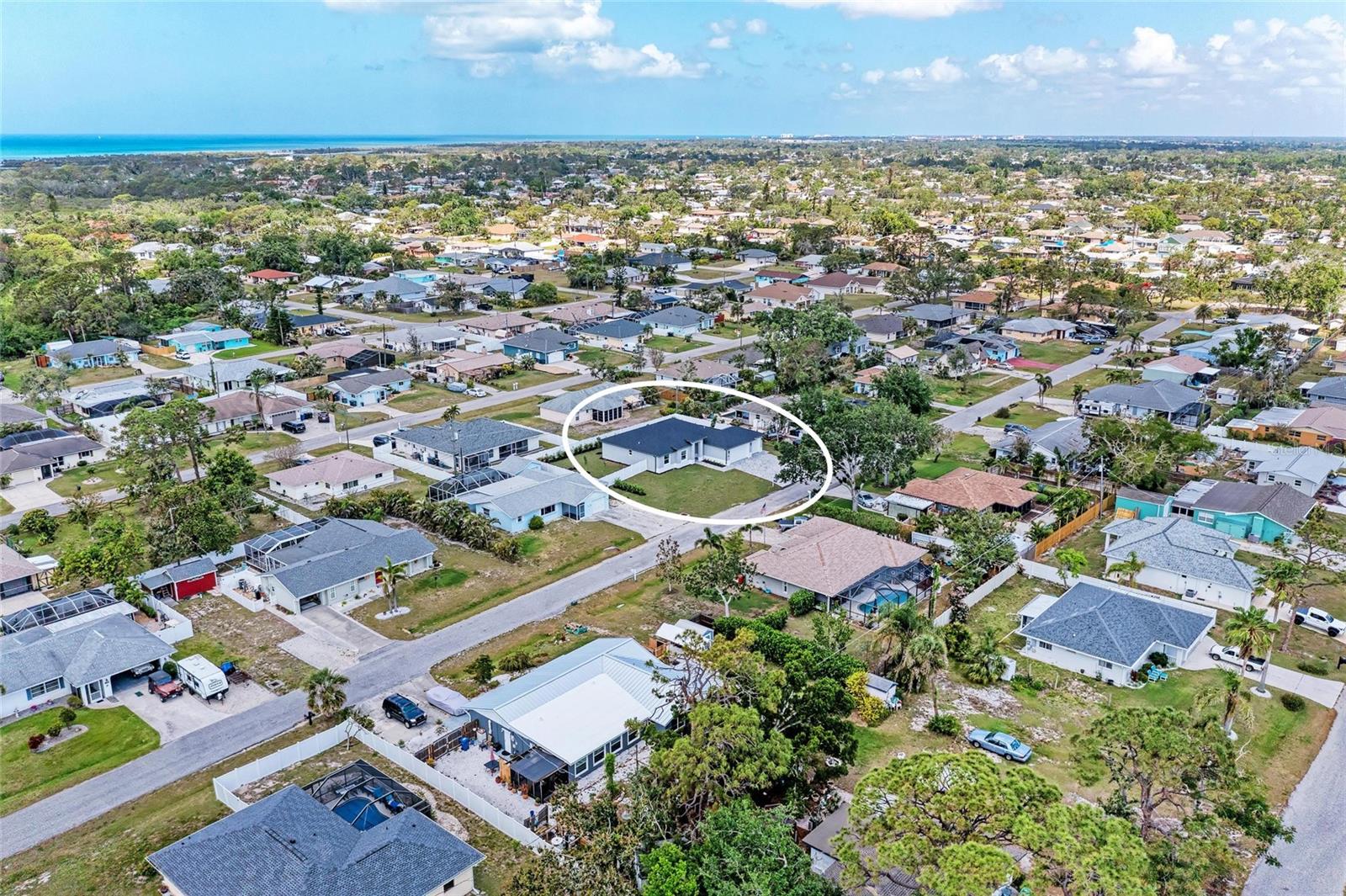 SOUTH VENICE - Residential