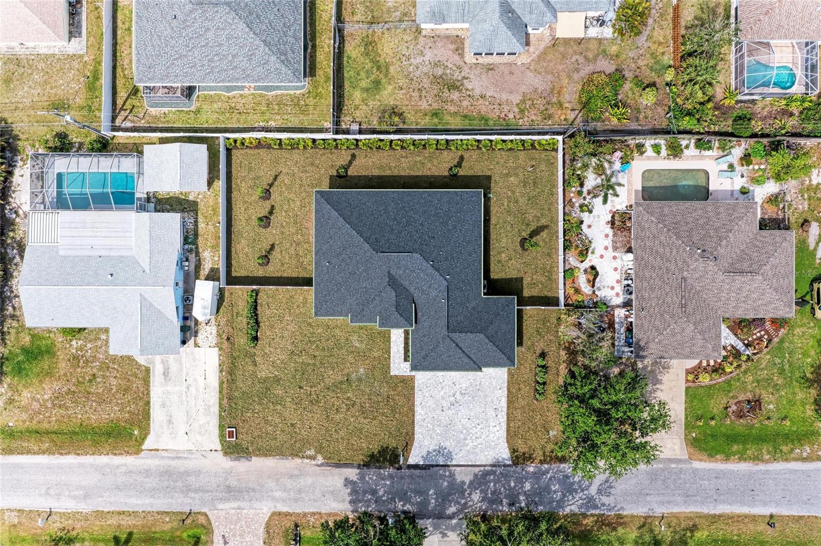 SOUTH VENICE - Residential