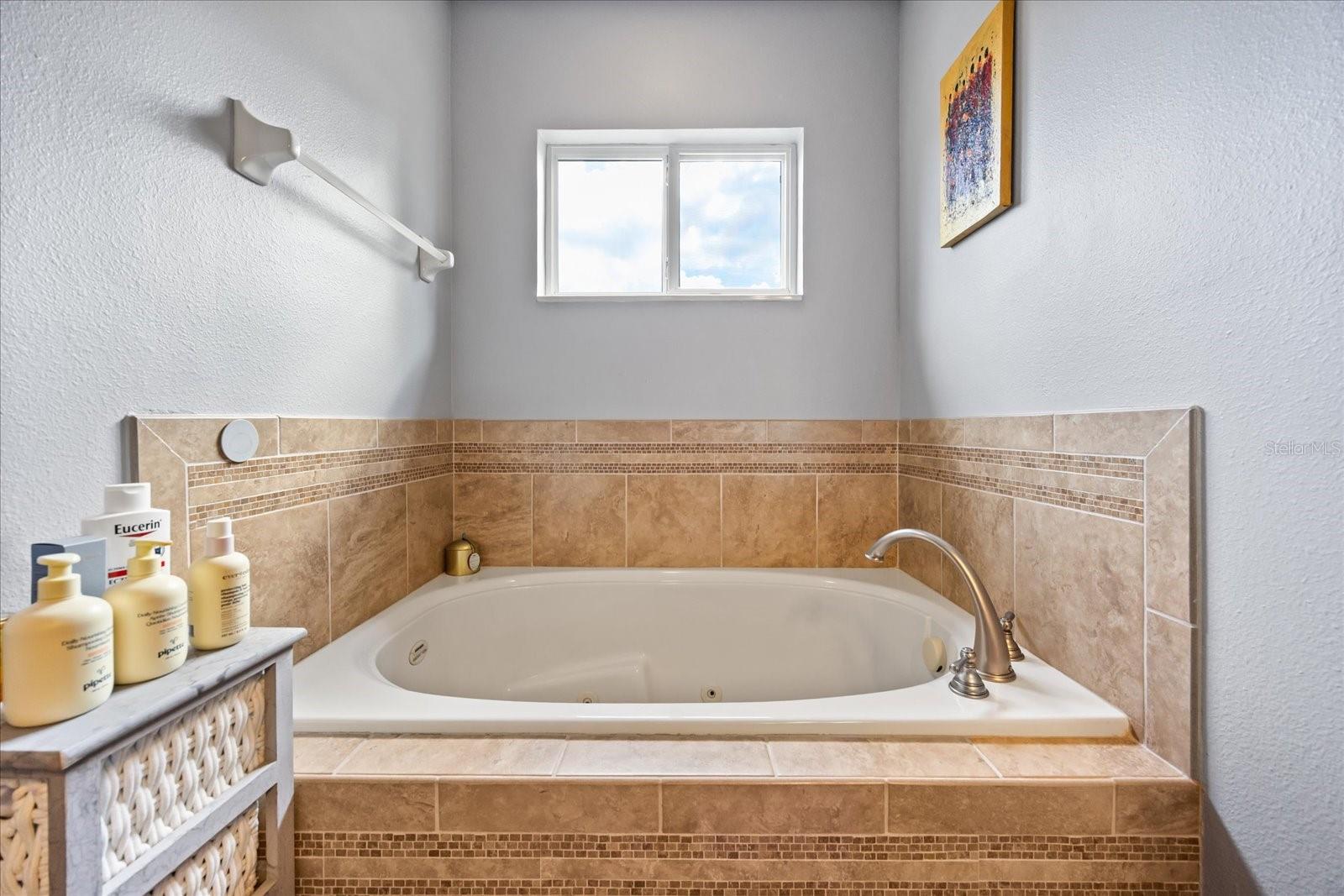 STONEYBROOK HILLS 18 - Residential