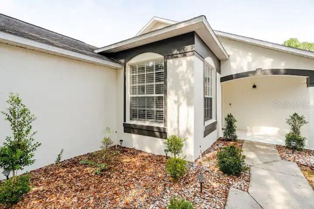 Photo of 201 Jerica Lane, Davenport, FL 33897 (MLS # S5133661)