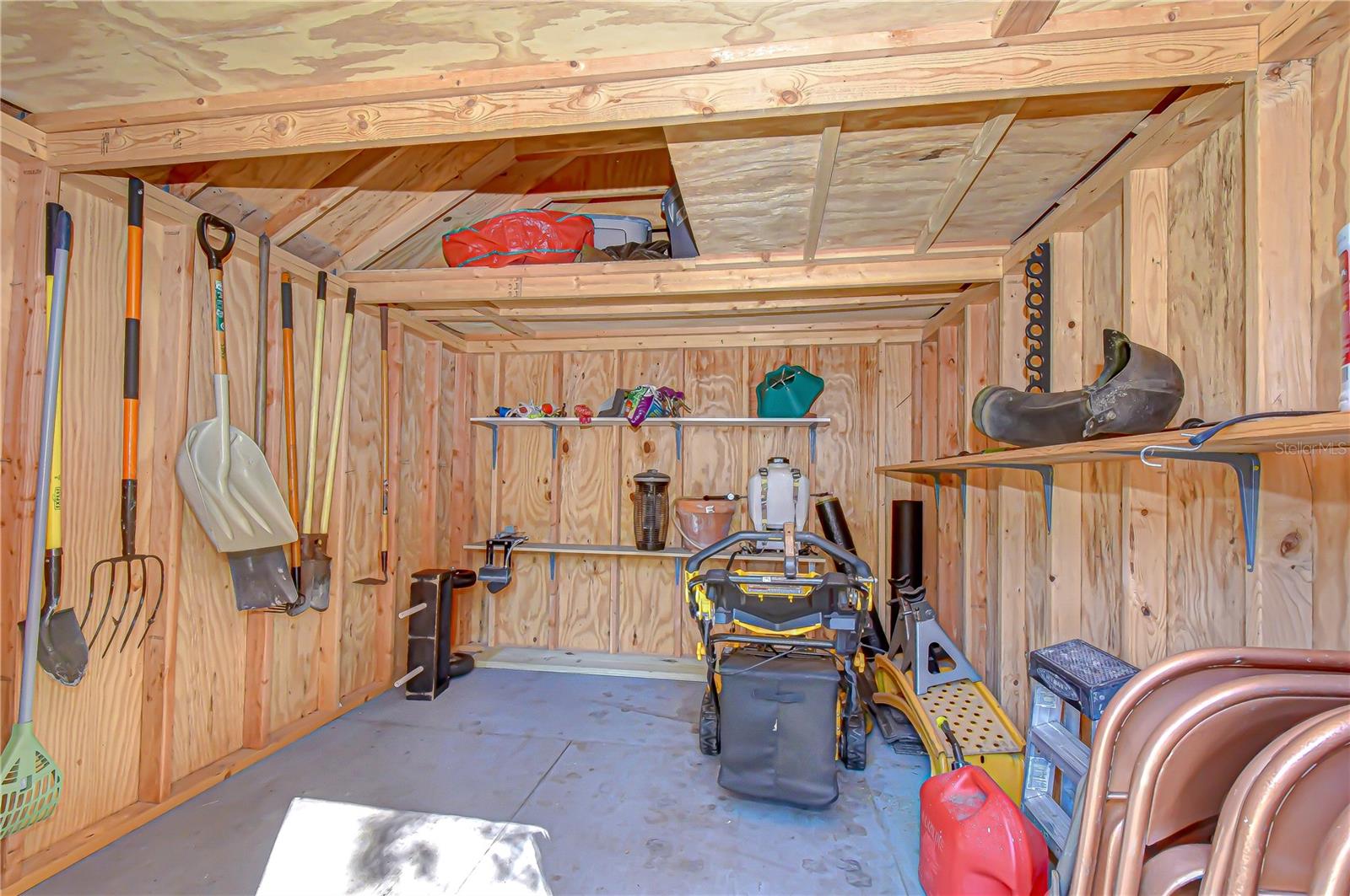 ZEPHYRHILLS COLONY CO - Residential